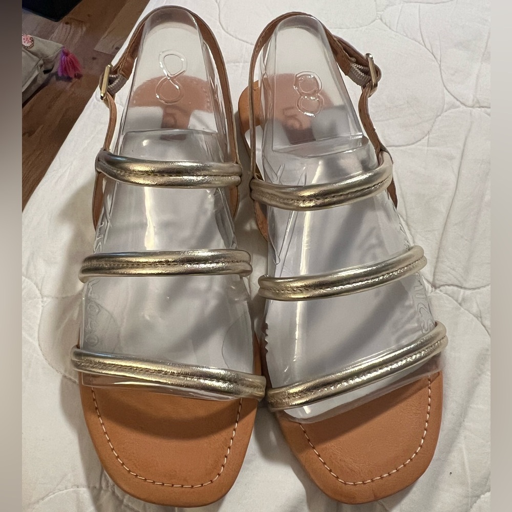 NWB UGG 3 strap leather gold sandals. Size 8.5.